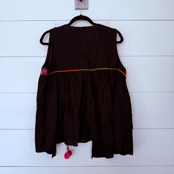 Nylon Apparel Women’s Medium Boutique Aztec Tassel Vest Embroidered Shirt - Picture 4 of 5